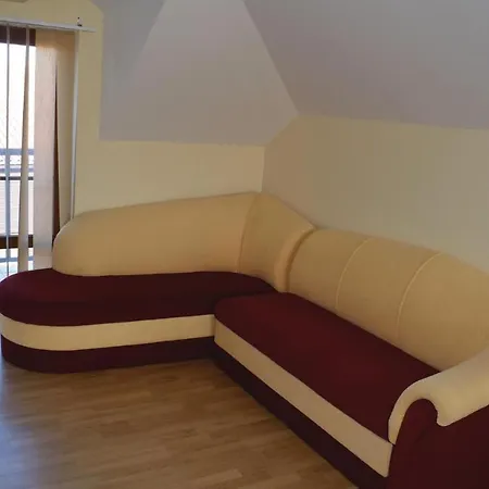 Apartment Four-bedroom In
